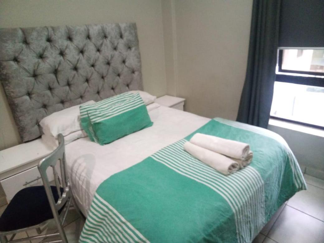 One Rosebank Stay Johannesburg Ngoại thất bức ảnh